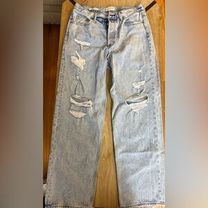 Universal Thread Mid Rise Denim